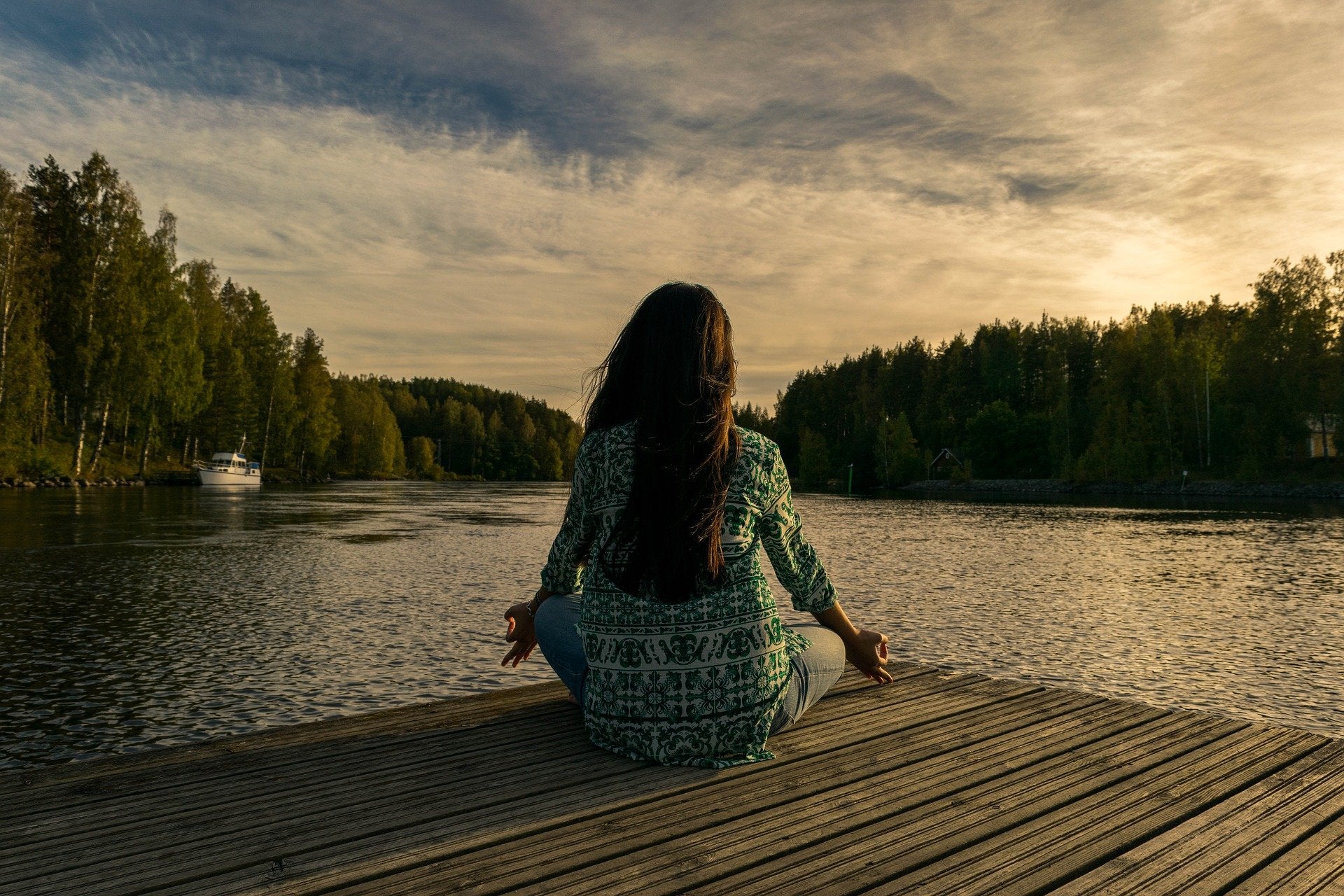 15 Ways to Be More Comfortable During Meditation